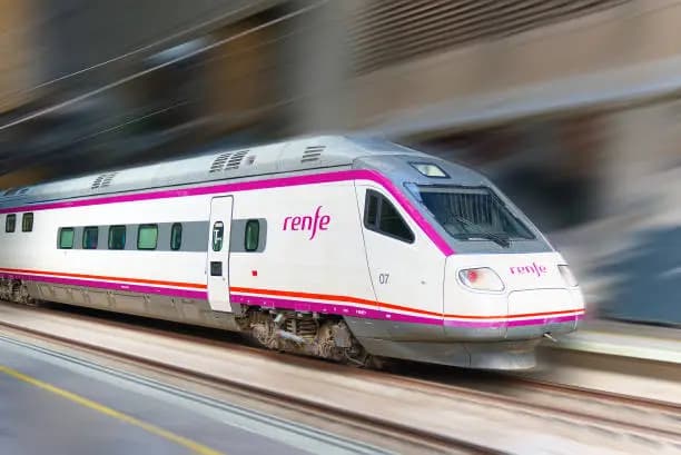 Train from Barcelona Airport to Sitges
